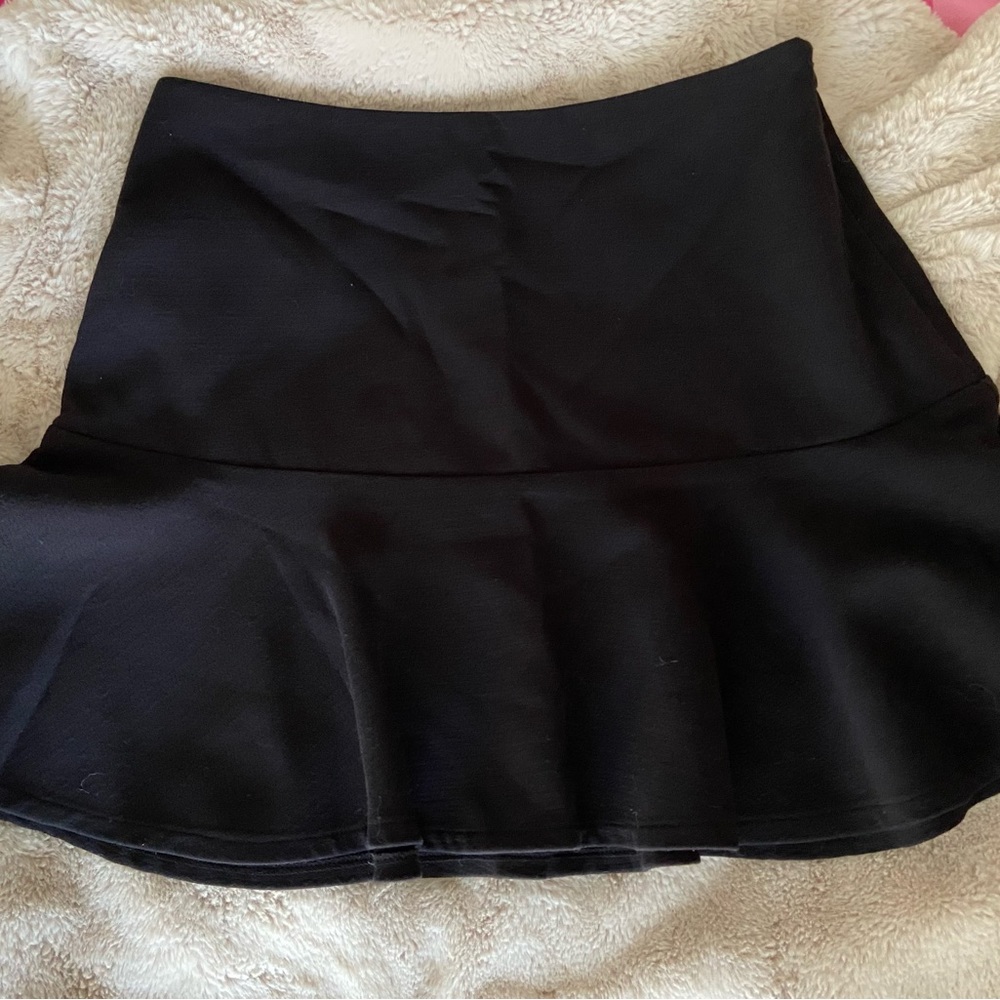 Black skirt flip/wrap style